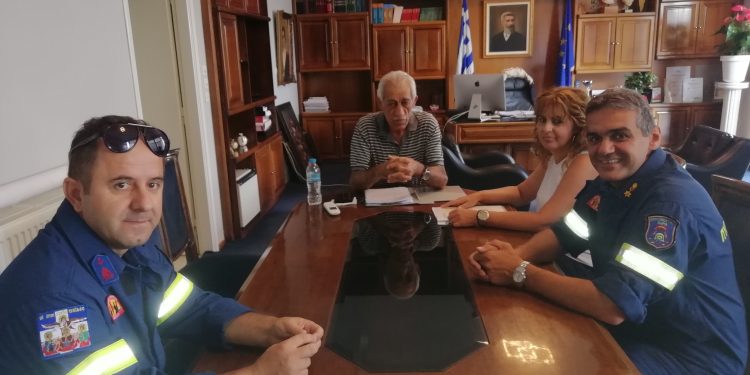 ΔΗΜΟΣ ΗΛΙΔΑΣ: Στον Δήμαρχο ο διοικητής της Π.Υ. Αμαλιάδας