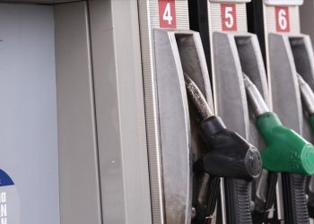 ΑΑΔΕ: «Χτύπημα» στην φοροδιαφυγή πρατηρίων υγρών καυσίμων