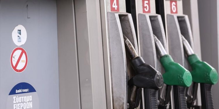 ΑΑΔΕ: «Χτύπημα» στην φοροδιαφυγή πρατηρίων υγρών καυσίμων
