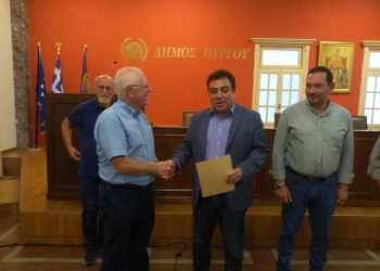 ΔΗΜΟΣ ΠΥΡΓΟΥ: Βράβευσε το Κοινωνικό Φροντιστήριο Πύργου