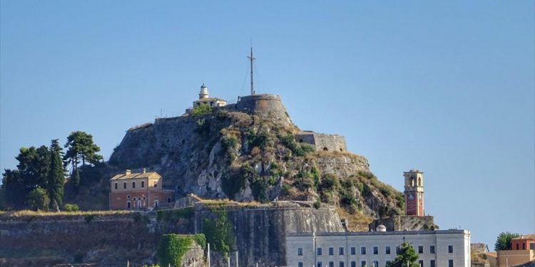 Δύο ελληνικοί προορισμοί στους κορυφαίους παγκοσμίως για διακοπές τον Σεπτέμβριο