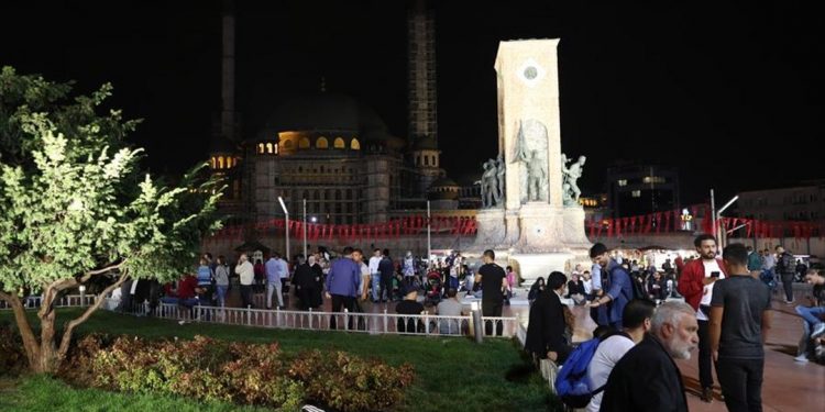 Ευθ. Λέκκας: Αφορά και την Ελλάδα ο σεισμός στην Κωνσταντινούπολη