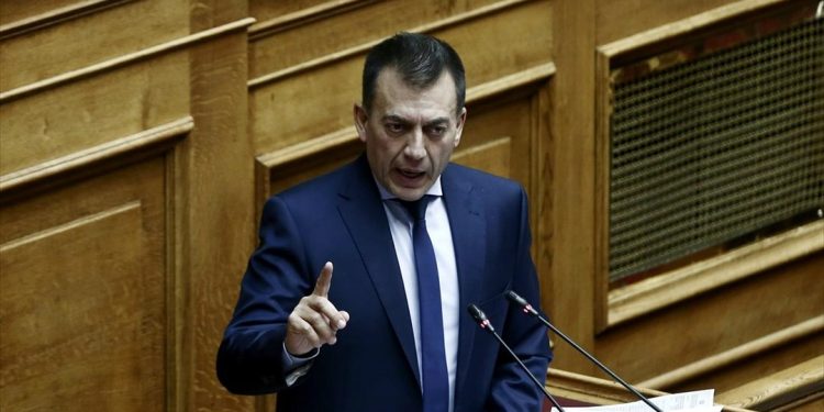 Γ. Βρούτσης: Νομοθετική πρωτοβουλία για τη μείωση των εισφορών