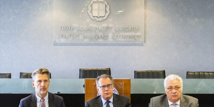 Γ. Κουμουτσάκος: «Μasterplan» με συγκεκριμένα μέτρα για το προσφυγικό-μεταναστευτικό