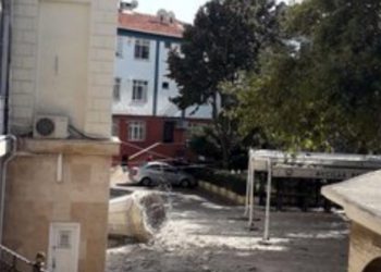 Μνήμες του φονικού σεισμού του 1999 ξύπνησαν στην Κωνσταντινούπολη – News.gr