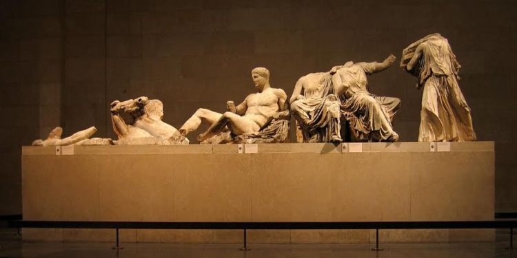 Αυτή είναι η πρόταση Μητσοτάκη στον Μπόρις Τζόνσον για την επιστροφή των Γλυπτών του Παρθενώνα