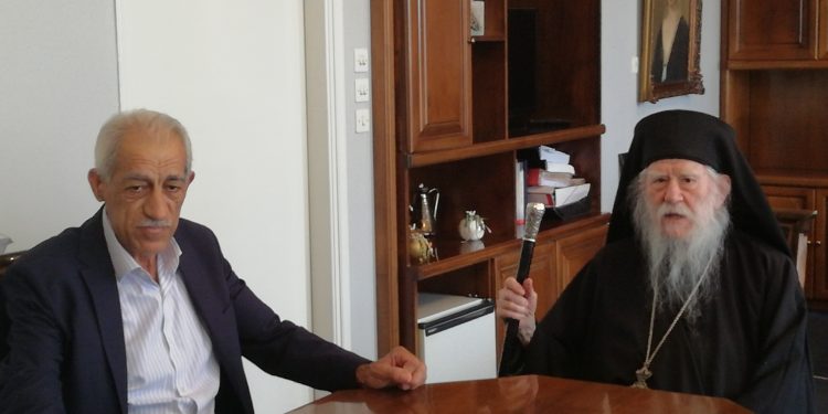 Εθιμοτυπική επίσκεψη του Μητροπολίτη Ηλείας στον Δήμαρχο Ήλιδας