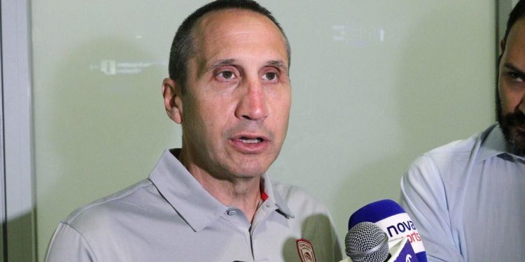 Μπλατ: Εάν αλλάξει η συμπεριφορά της ομοσπονδίας, θα επιστρέψει η ομάδα