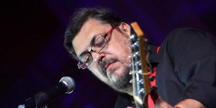 Πέθανε ο Λαυρέντης Μαχαιρίτσας | naftemporiki.gr