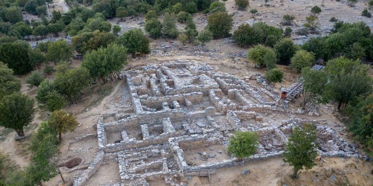 Ψηλορείτης: Νέα ευρήματα στο μινωικό ανάκτορο της Ζωμίνθου