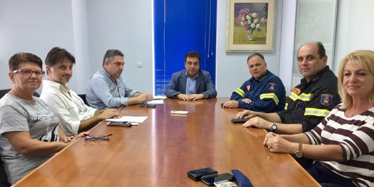 ΔΗΜΟΣ ΠΥΡΓΟΥ: Σύσκεψη Δημάρχου Πύργου με αξιωματικούς της Π.Υ. Πύργου