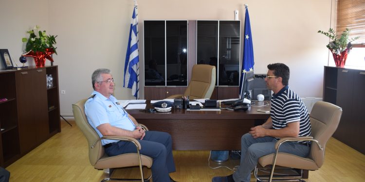 Επίσκεψη Αστυνομικού Διευθυντή Ηλείας στον Δήμαρχο Ανδραβίδας – Κυλλήνης