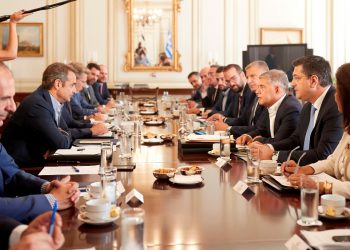 ΝΕΚΤΑΡΙΟΣ ΦΑΡΜΑΚΗΣ: “Διαρκής και συστηματική συνεργασία Κυβέρνησης και Περιφέρειας για ένα καλύτερο αύριο, για όλους!”