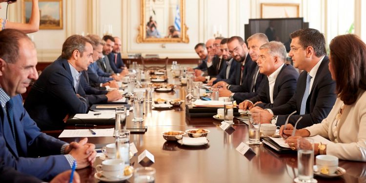 ΝΕΚΤΑΡΙΟΣ ΦΑΡΜΑΚΗΣ: “Διαρκής και συστηματική συνεργασία Κυβέρνησης και Περιφέρειας για ένα καλύτερο αύριο, για όλους!”