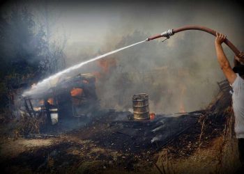 Φωτιά σε στάβλο στο Πράσινο Πύργου