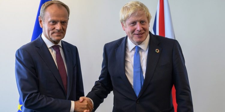 Έτοιμη η συμφωνία για το Brexit σύμφωνα με τις Βρυξέλλες – News.gr
