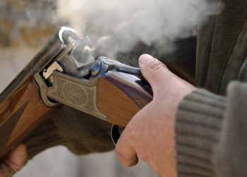 Άνδρας αυτοπυροβολήθηκε με το δίκαννο του πατέρα του στο Ξηρόμερο – News.gr