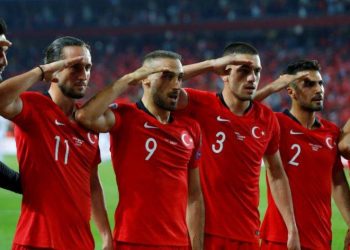 Πανηγύρισαν στρατιωτικά οι Τούρκοι διεθνείς ποδοσφαιριστές – Newsbeast