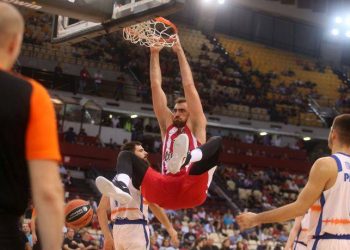 Ολυμπιακός από τα παλιά ξέσπασε πάνω στη Βαλένθια