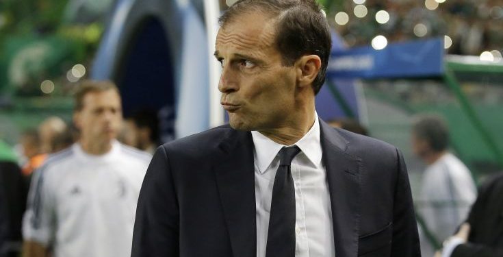 Στενό πρέσινγκ της Μάντσεστερ Γιουνάιτεντ στον Αλέγκρι