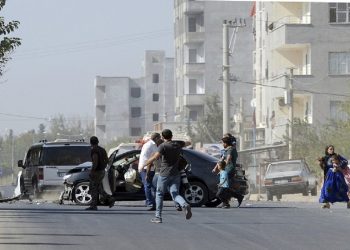 Ξεπέρασαν τους 60.000 οι εκτοπισμένοι από την εμπόλεμη ζώνη της Συρίας – News.gr