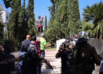 Επεισόδια και χημικά στο κέντρο της Αθήνας – News.gr