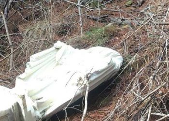 Ακέφαλο αρχαίο άγαλμα σε χωράφι της Ελασσόνας