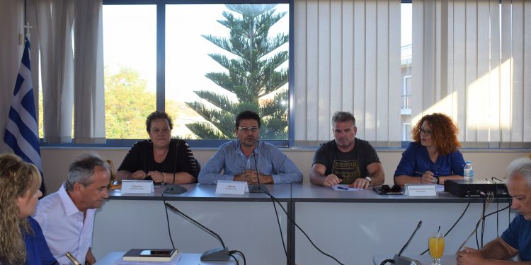 ΔΗΜΟΣ ΑΝΔΡΑΒΙΔΑΣ – ΚΥΛΛΗΝΗΣ: Συνάντηση Λέντζα με τους Προέδρους των Κοινοτήτων