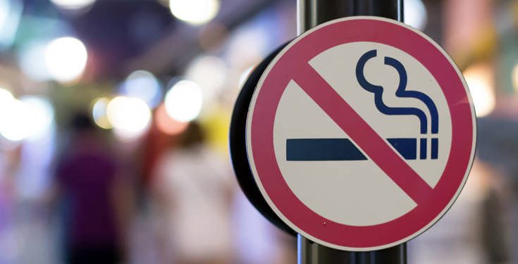 Τι προτείνουν οι καταστηματάρχες για το κάπνισμα στα μαγαζιά τους