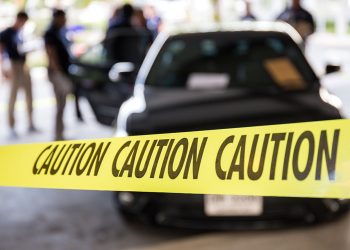 Εκατομμυριούχος βρέθηκε τσιμεντωμένη στον καταψύκτη της – News.gr