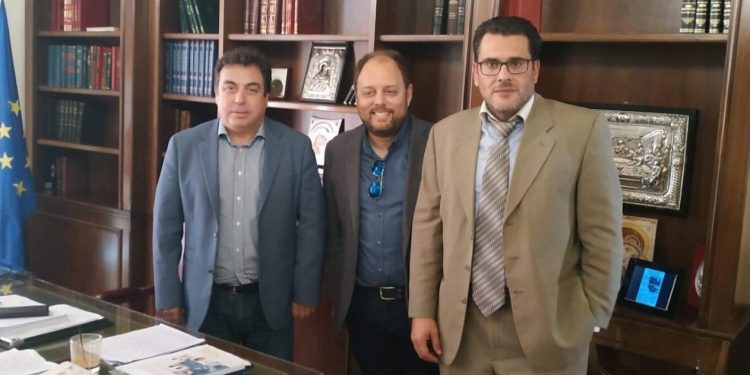 ΔΗΜΟΣ ΠΥΡΓΟΥ: Συνάντηση Τάκη Αντωνακόπουλου με με τον Σύλλογο Σχολικών Καθαριστριών Δήμου Πύργου