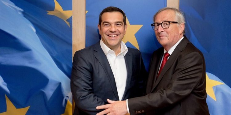 Τσίπρας σε Γιούνκερ: Να εφαρμοστούν οι κυρώσεις κατά της Τουρκίας