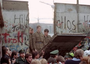 Τι άλλαξε στον κόσμο 30 χρόνια μετά την πτώση του τείχους του Βερολίνου – News.gr