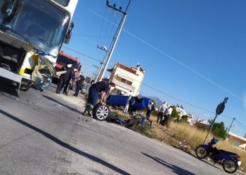 Λεωφορείο του ΟΑΣΑ διέλυσε Ι.Χ. σε τροχαίο στο Μενίδι – News.gr