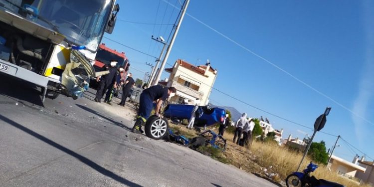Λεωφορείο του ΟΑΣΑ διέλυσε Ι.Χ. σε τροχαίο στο Μενίδι – News.gr