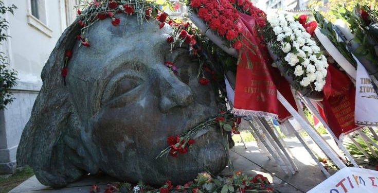 Αυτό είναι το άτομο που απεικονίζει η ιστορική κεφαλή του Πολυτεχνείου