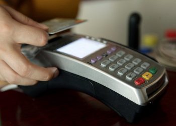 Οι ανατροπές για το αφορολόγητο και το 30% – News.gr