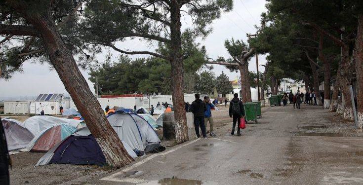 Ξεπέρασαν τους 55.000 οι μετανάστες στις δομές φιλοξενίας των Ενόπλων Δυνάμεων