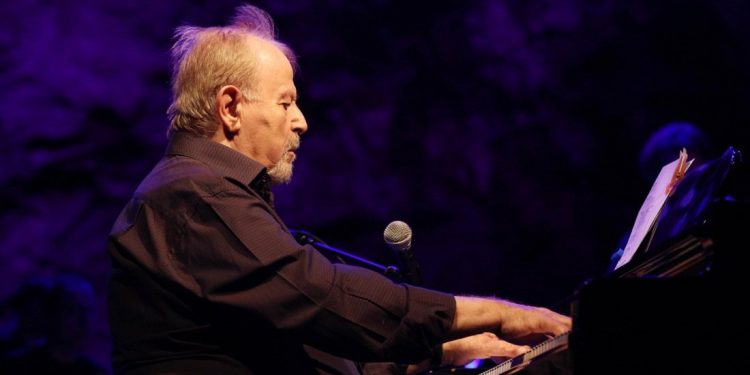 Τον βρήκε νεκρό στο κρεβάτι του κοντινός του φίλος – News.gr