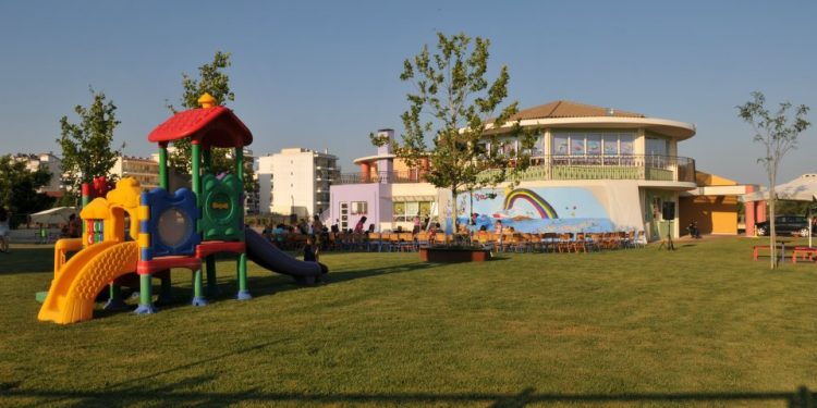 “ΠΡΟΤΥΠΗ ΠΡΟΣΧΟΛΙΚΗ ΑΓΩΓΗ ΡΗΓΑΣ”: Η Θέλμα της Μαρίας Diamond στο Ρήγα