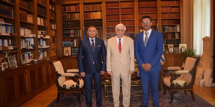 Επίτιμος Δημότης του Δήμου Ανδραβίδας – Κυλλήνης ο Πρόεδρος της Δημοκρατίας Προκόπης Παυλόπουλος
