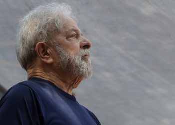 Αποφυλακίστηκε ο πρώην προέδρος της Βραζιλίας, Λούλα ντα Σίλβα – News.gr