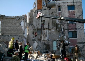 15 οι νεκροί και 600 οι τραυματίες – Συγκλονιστικές εικόνες – News.gr