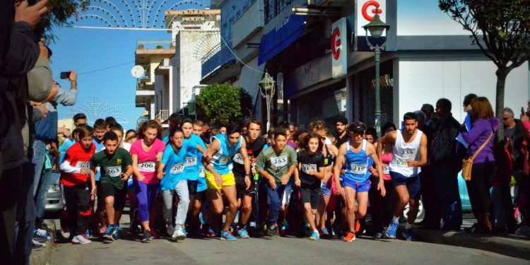 ΔΗΜΟΣ ΗΛΙΔΑΣ: Λαϊκός Ανώμαλος Δρόμος προς τιμήν  των ηρώων του Πολυτεχνείου