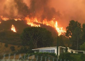 ΗΠΑ: Νέα πύρινα μέτωπα στην Καλιφόρνια
