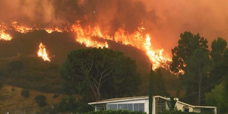 ΗΠΑ: Νέα πύρινα μέτωπα στην Καλιφόρνια