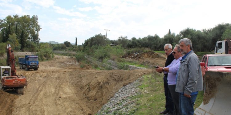 ΔΗΜΟΣ ΗΛΙΔΑΣ: Καθαρίστηκε, μετά από 5 χρόνια, η κοίτη του χειμάρρου της Σοχιάς