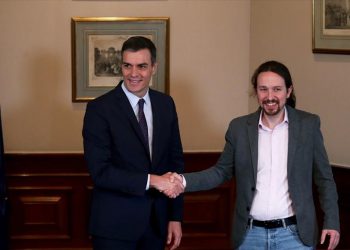Ισπανία: Συμφωνία Σοσιαλιστών – Podemos για «προοδευτική» κυβέρνηση συνασπισμού
