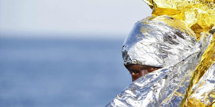 Λαμπεντούζα: 143 μετανάστες διασώθηκαν, 20 αγνοούνται
