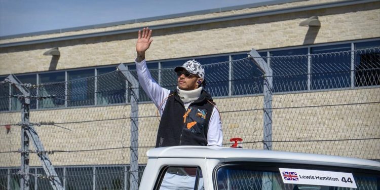 Παγκόσμιος πρωταθλητής ο Χάμιλτον | naftemporiki.gr